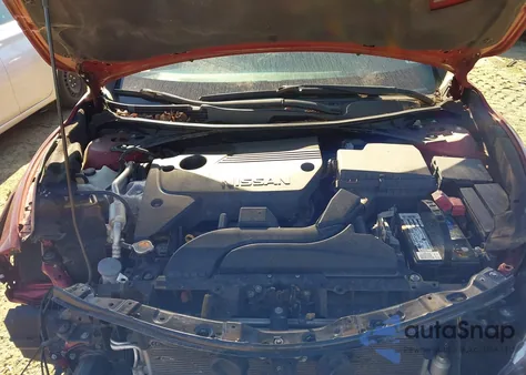 2015 Nissan Altima 2.5 S z USA, uszkodzony, nr VIN 1N4AL3AP7FN921819